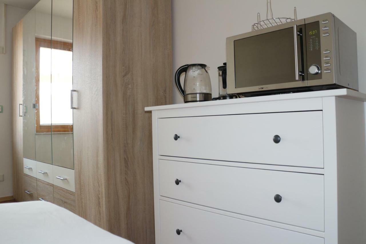 Romantische Ferienwohnung Mit Fantastischem Ausblick, Pool Und Gartensauna Jena Eksteriør bilde